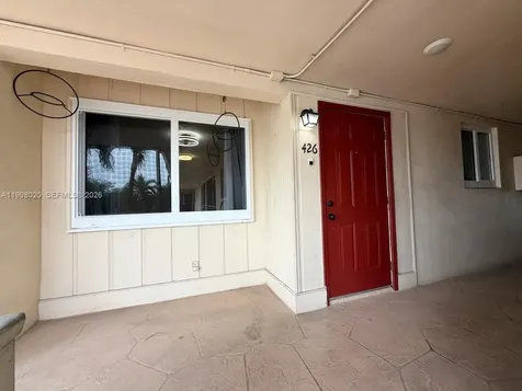 2041 NW 81st Avenue Pembroke Pines FL 33024