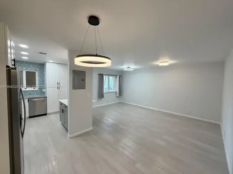 2041 NW 81st Avenue Pembroke Pines FL 33024