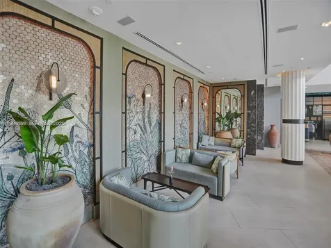 1100 West Avenue Miami Beach FL 33139