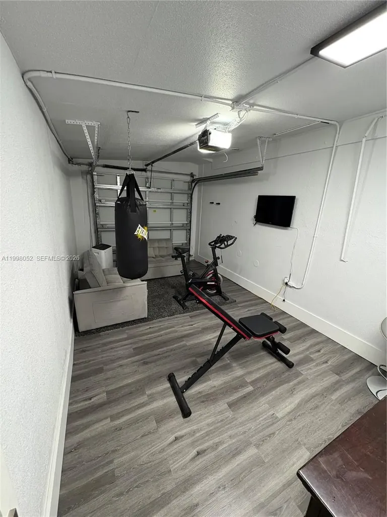 1205 NE 17th Terrace Fort Lauderdale FL 33304