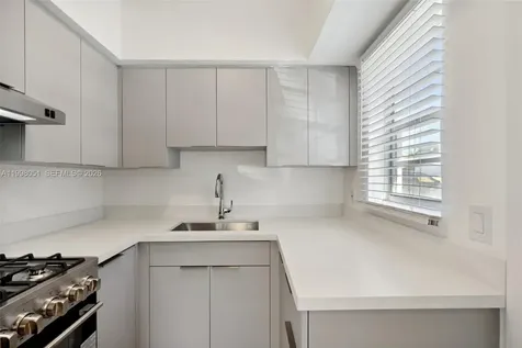 221 Antiquera Avenue Coral Gables FL 33134