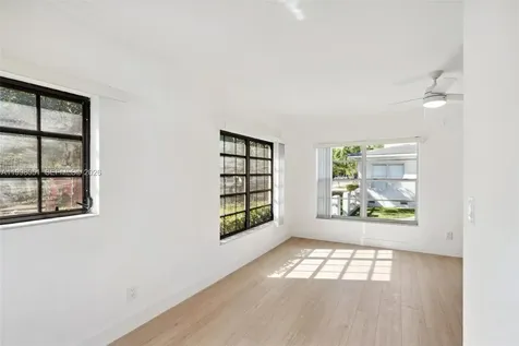 221 Antiquera Avenue Coral Gables FL 33134