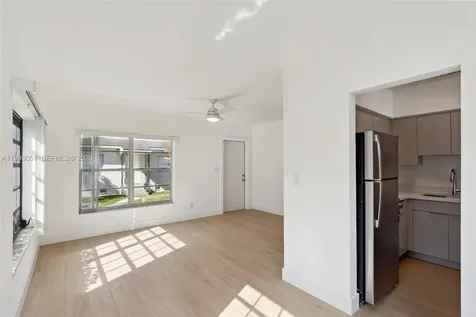 221 Antiquera Avenue Coral Gables FL 33134