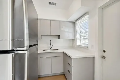 221 Antiquera Avenue Coral Gables FL 33134