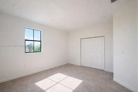 12767 SW 230th Terrace Miami FL 33170
