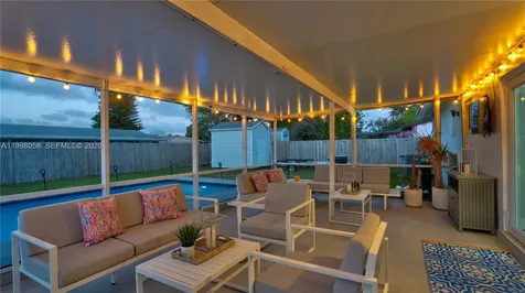 9311 Sterling Drive Cutler Bay FL 33157