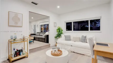 9311 Sterling Drive Cutler Bay FL 33157