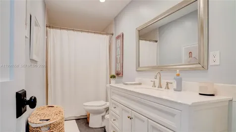 9311 Sterling Drive Cutler Bay FL 33157