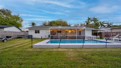 9311 Sterling Drive Cutler Bay FL 33157