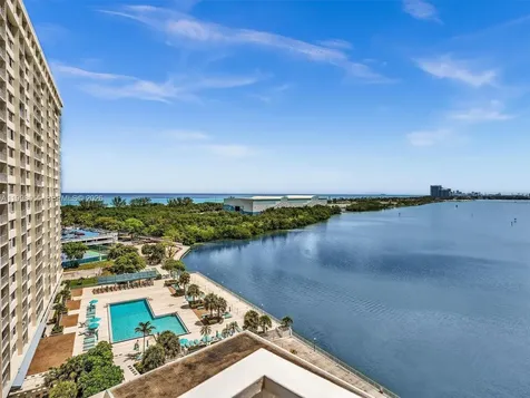 500 Bayview Drive Sunny Isles Beach FL 33160