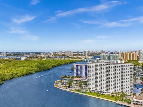 500 Bayview Drive Sunny Isles Beach FL 33160