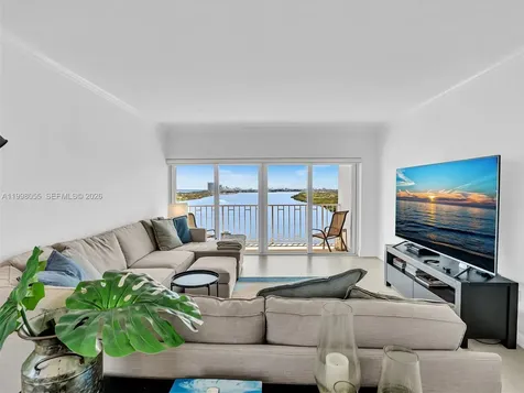 500 Bayview Drive Sunny Isles Beach FL 33160