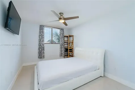 1688 West Avenue Miami Beach FL 33139