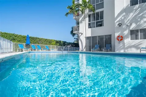 1688 West Avenue Miami Beach FL 33139