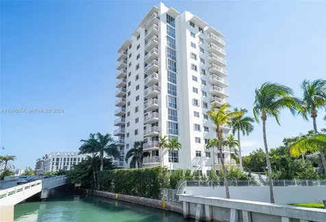 1688 West Avenue Miami Beach FL 33139