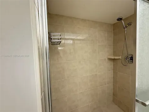 120 Lakeview Drive Weston FL 33326