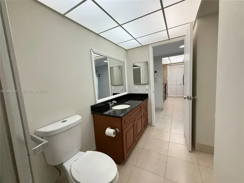 120 Lakeview Drive Weston FL 33326
