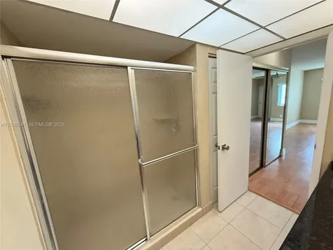 120 Lakeview Drive Weston FL 33326