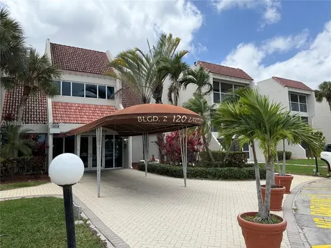 120 Lakeview Drive Weston FL 33326