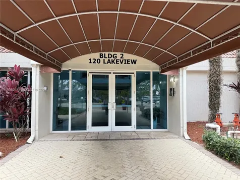 120 Lakeview Drive Weston FL 33326