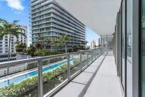 1111 SW 1st Avenue Miami FL 33130