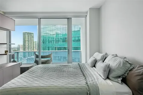 200 Biscayne Boulevard Way Miami FL 33131