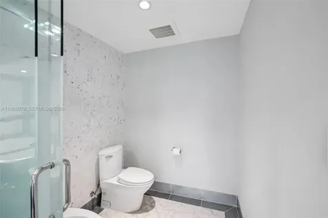 200 Biscayne Boulevard Way Miami FL 33131