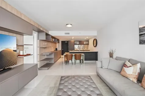 200 Biscayne Boulevard Way Miami FL 33131
