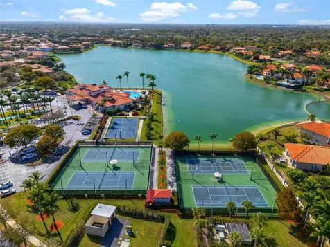 7613 SW 188th Terrace Cutler Bay FL 33157