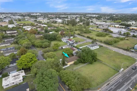 2231 NW 74th Street Miami FL 33147