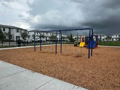15583 SW 277 Miami FL 33032