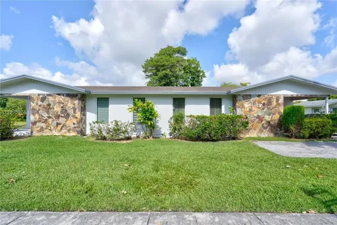 Pinecrest FL 33156