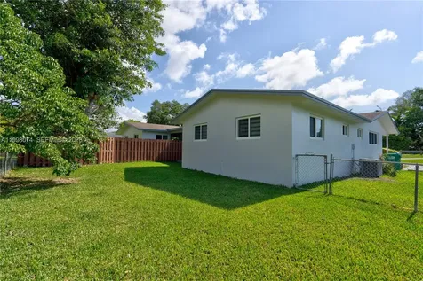 Pinecrest FL 33156