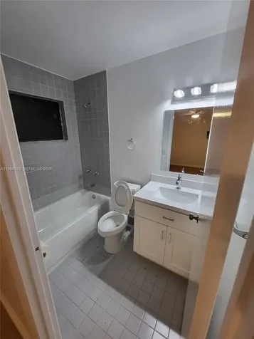 5629 Taft Street Hollywood FL 33021