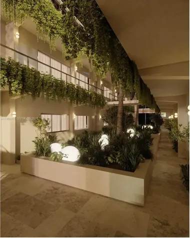 250 Collins Avenue Miami Beach FL 33139