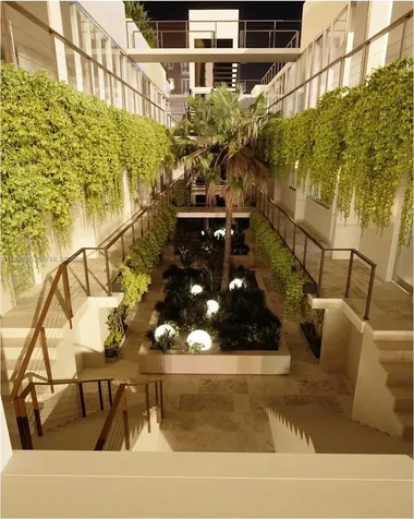 250 Collins Avenue Miami Beach FL 33139