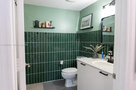 3180 SW 22nd Terrace Miami FL 33145