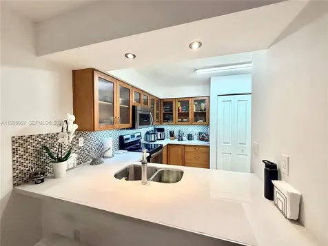 15405 N Miami Lakeway N Miami Lakes FL 33014