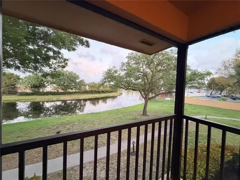 15405 N Miami Lakeway N Miami Lakes FL 33014