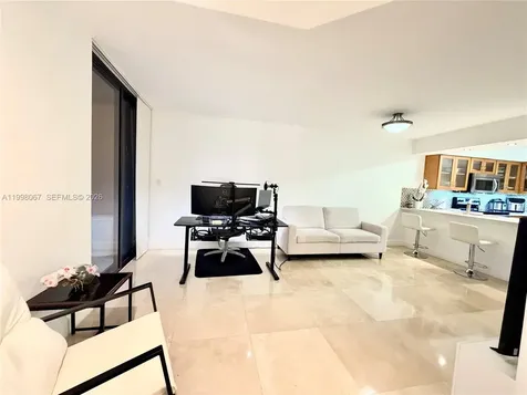 15405 N Miami Lakeway N Miami Lakes FL 33014