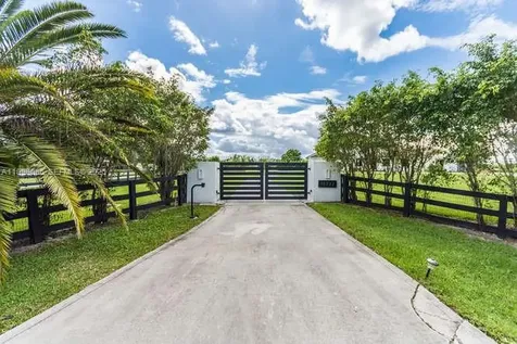 15722 Sunnyland Lane Wellington FL 33414