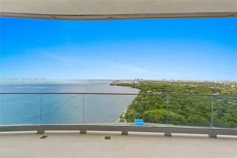 175 SE 25 Road Miami FL 33129
