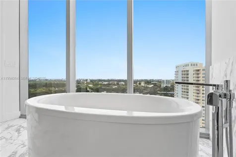 175 SE 25 Road Miami FL 33129