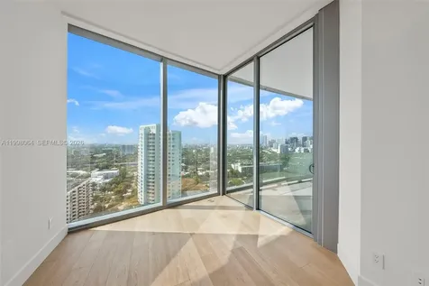 175 SE 25 Road Miami FL 33129