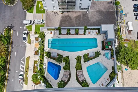 175 SE 25 Road Miami FL 33129