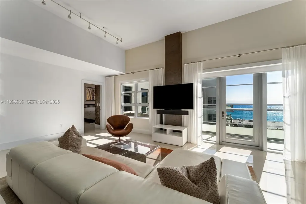 3739 Collins Avenue Miami Beach FL 33140