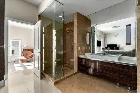 3739 Collins Avenue Miami Beach FL 33140
