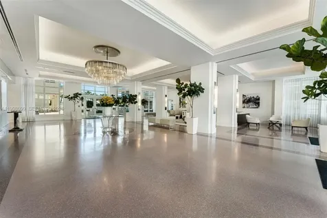 3739 Collins Avenue Miami Beach FL 33140