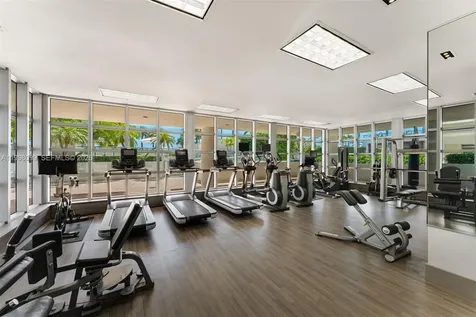 3739 Collins Avenue Miami Beach FL 33140