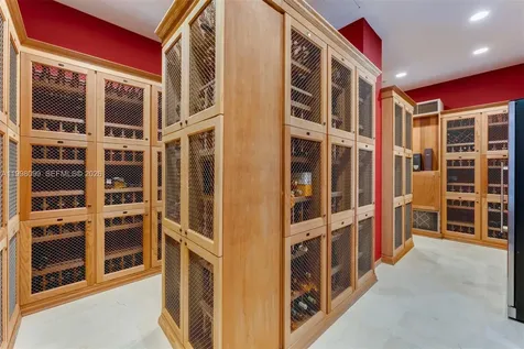 3739 Collins Avenue Miami Beach FL 33140